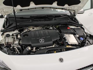 MERCEDES B-CLASS B 200D