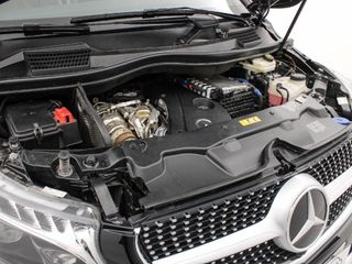 MERCEDES V-CLASS V 300D AVANTGARDE 4MATIC