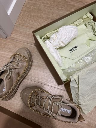 Zapatillas Burberry Arthur con cadena