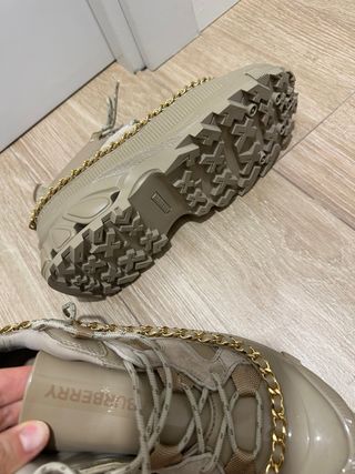 Zapatillas Burberry Arthur con cadena