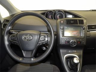 TOYOTA Verso 1.6 130 Advance 7pl.