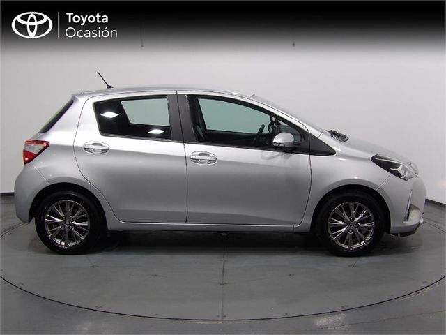 TOYOTA Yaris 1.5 110 Active