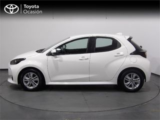TOYOTA Yaris 1.5 120H Business Plus