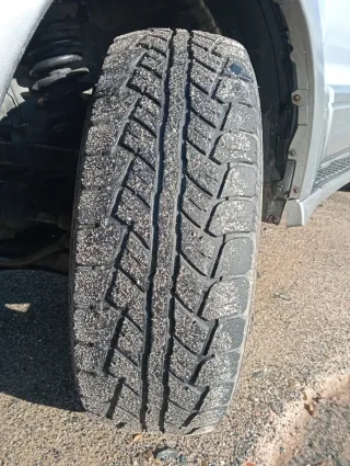 Mitsubishi Montero 2003