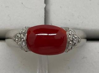 Anillo Coral Rojo y Diamantes