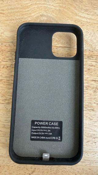 Custodia con batteria integrata per iPhone 11 Pro nero