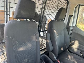 Ford Transit Courier 2021