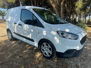 Ford Transit Courier 2021