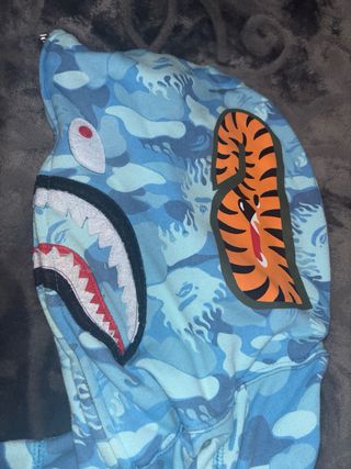 Sudadera BAPE Camuflaje Azul Tiburón