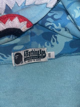 Sudadera BAPE Camuflaje Azul Tiburón
