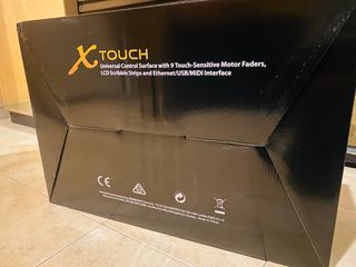 Controladora Behringer X-Touch