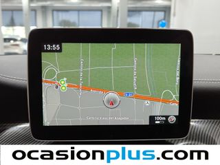 Mercedes-Benz GLA 180 90 kW (122 CV)