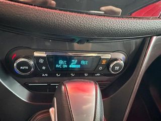 FORD Kuga 2.0 TDCI 140 CV Powershift 4WD Titanium