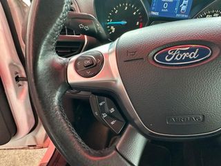 FORD Kuga 2.0 TDCI 140 CV Powershift 4WD Titanium