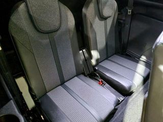 PEUGEOT 5008 Allure 1.5 BlueHDi 130 S&S EAT8