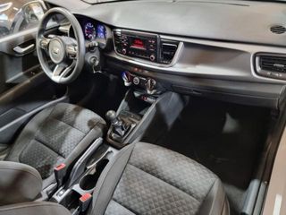 KIA Rio 1.2 CVVT Concept