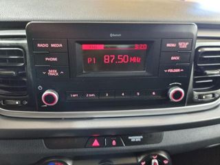 KIA Rio 1.2 CVVT Concept