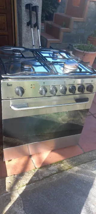 Cocina de gas con horno