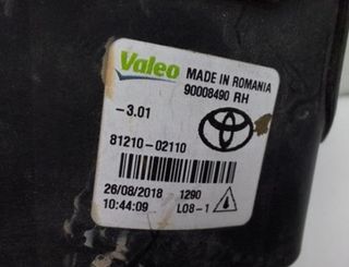 231800 9008490 faro toyota auris e15 10.2006->