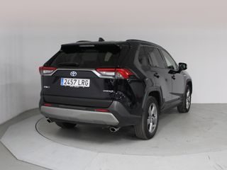 Toyota Rav4 2.5l 220H Advance