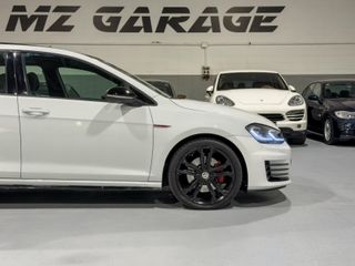VOLKSWAGEN Golf GTI Performance 2.0 TSI 230CV DSG BMT