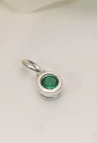 Colgante 5mm, mini circonita esmeralda plata 925