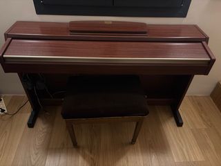 Piano Yamaha Clavinova CLP220