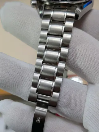 Omega Speedmaster Racing