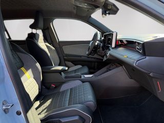 RENAULT Renault 4 E-Tech eléctrico Renault 4 E-Tech Iconiq autonomía confort 110kW