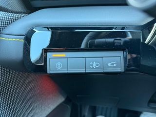 RENAULT Renault 4 E-Tech eléctrico Renault 4 E-Tech Iconiq autonomía confort 110kW