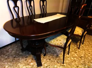 Mesa Caoba Antigua + 6 Sillas