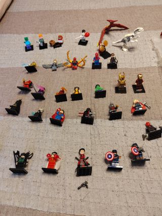 Maletín con figuras LEGO