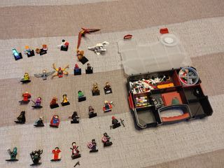 Maletín con figuras LEGO