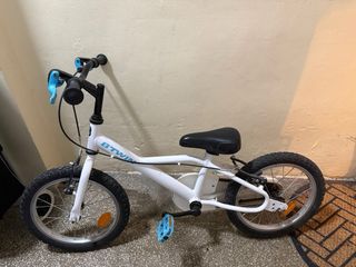 Bicicleta btwin de niño 16 pulgadas como nueva