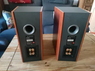Altavoces Hifi JBL ES 30