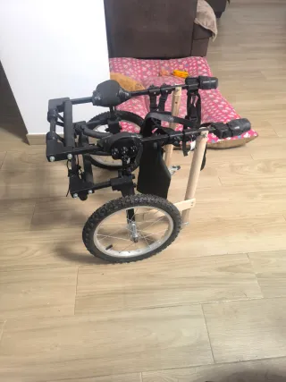 Silla de ruedas para perros medianos/grandes