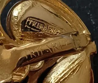 Pendientes Clip Trifari Vintage Moghul 80s