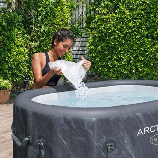 BAÑERA HIELO ARCTIC SALUSPA  Lay-Z-Spa