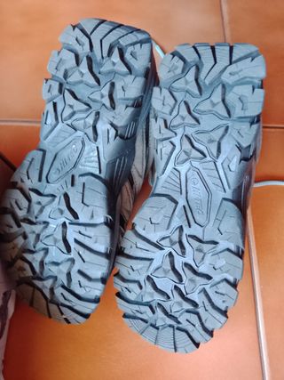 Zapatillas Hi-Tec Senderismo Mujer Nuevas