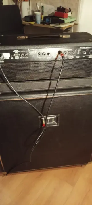 ENGL Screamer 50 + Pantalla Behringer