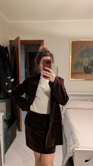 Set blazer e gonna in velluto marrone