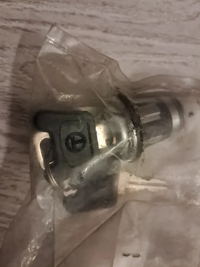 TALBOT 150/SOLARA. BOMBIN DE MALETERO.