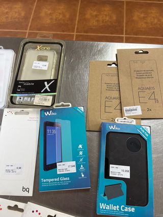 Lote fundas y protectores móvil Wiko, Xone, bq