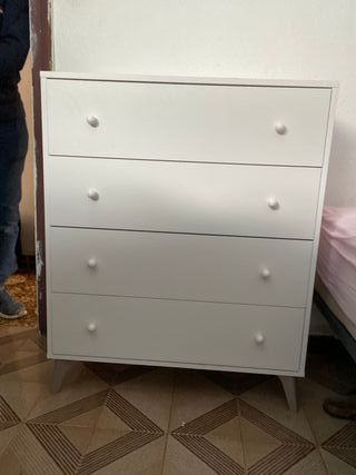 Armario puertas correderas madera