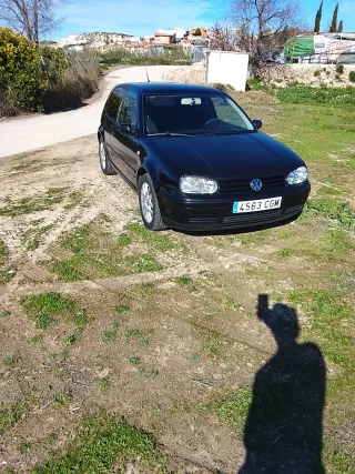 Volkswagen Golf 2003