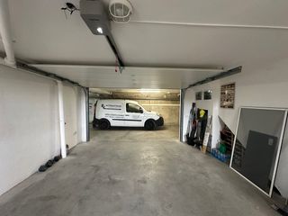 Puerta de garaje automática