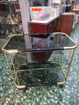 Bar Camarera Cristal Dorado