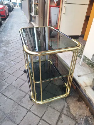 Bar Camarera Cristal Dorado