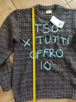 Maglione TSO X TUTTI OFFRO IO ricamato