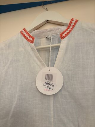 Blusa blanca lino bordados naranja talla única